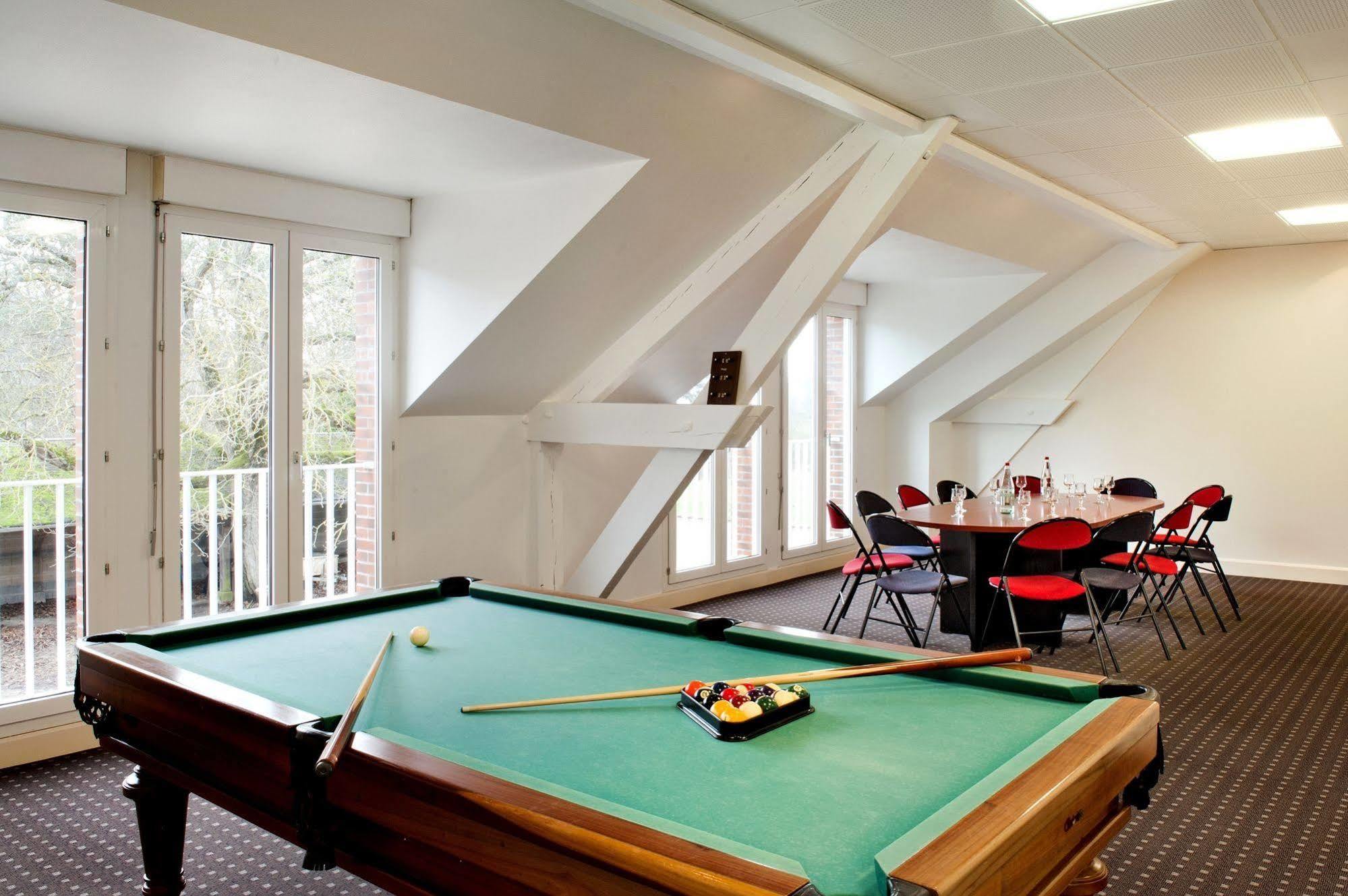 Logis Hotel Restaurant Du Labrador Saint-Benoit-sur-Loire Екстер'єр фото